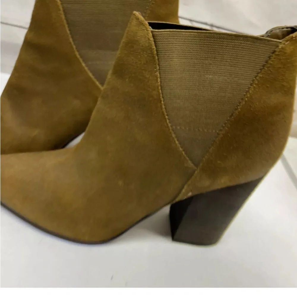 Crown Vintage Chelsea Ankle Booties Brown Grunge Size 9 Block Heel Pull On Boots